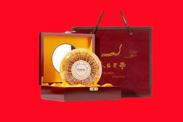 收购资讯:白银区回收冬虫夏草是按克吗